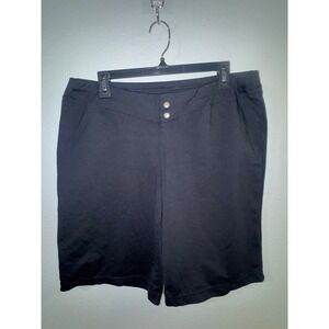 Athleta Black‎ Athletic Shorts Womens Size Large Bermuda Style Activewear
